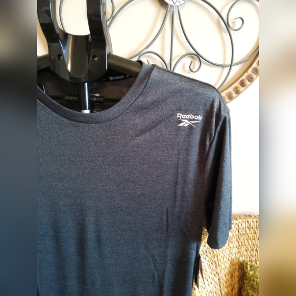 Reebok Men's Charcoal Performance Tee - Picture 2 of 4